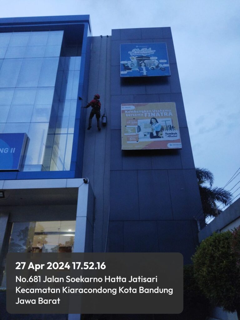 Building cleaning profesional untuk perawatan gedung